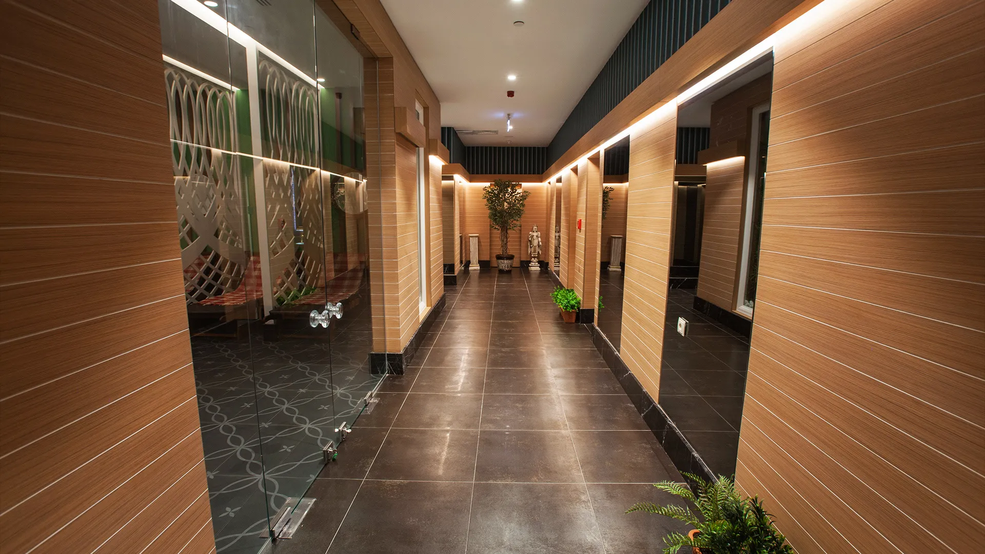 Azura Deluxe Resort & Spa Hotel – снимка 9