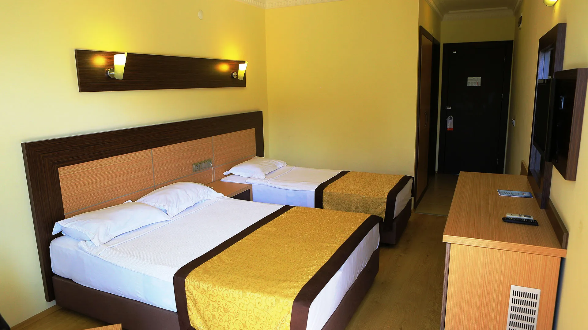 Caretta Beach Hotel – снимка 37