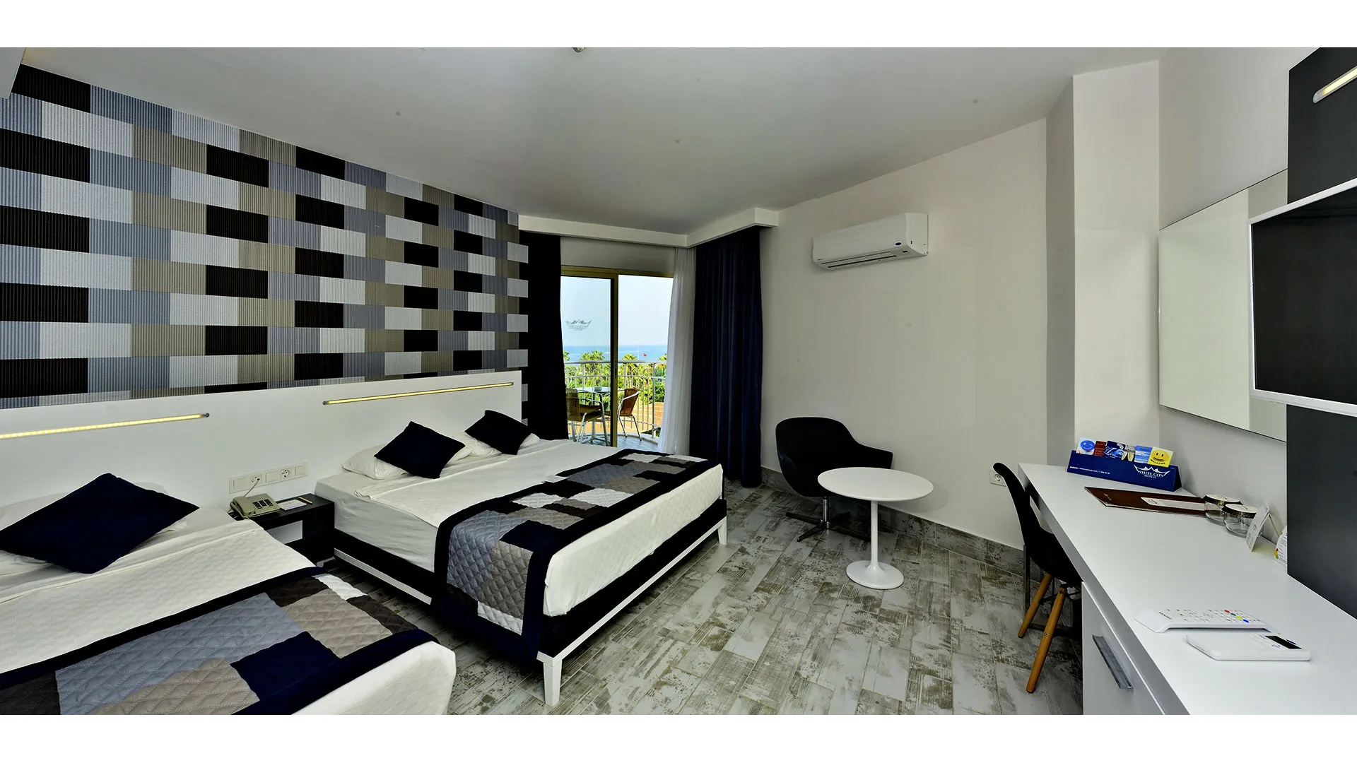 White City Beach Hotel – снимка 12