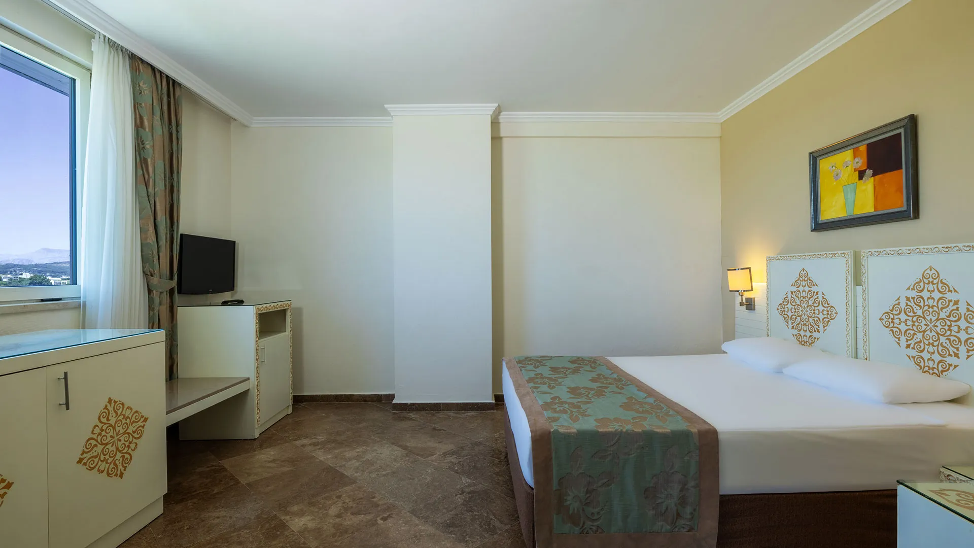 Crystal Admiral Resort & Spa – снимка 8