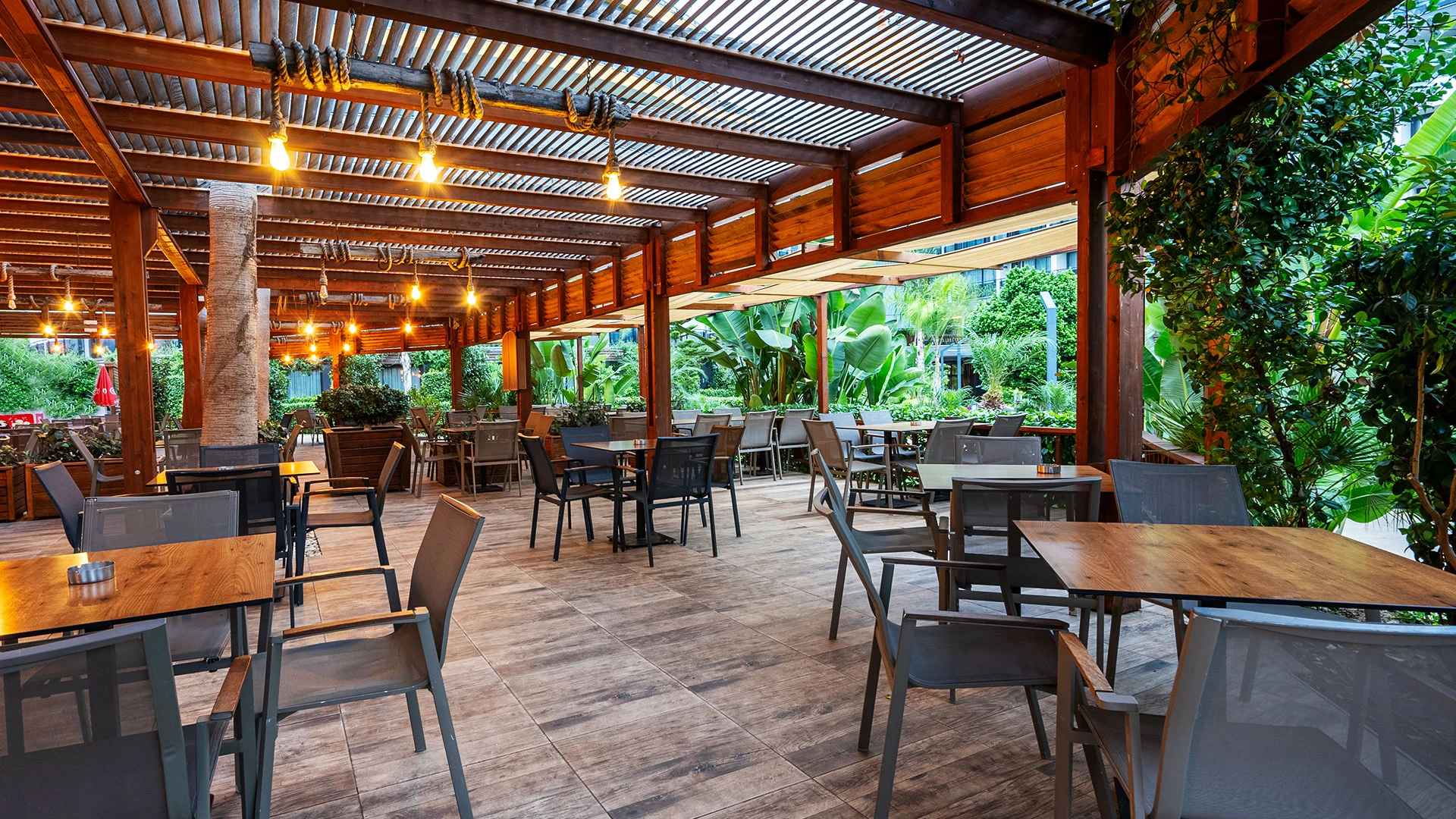 Arnor De Luxe Hotel & Spa – снимка 15