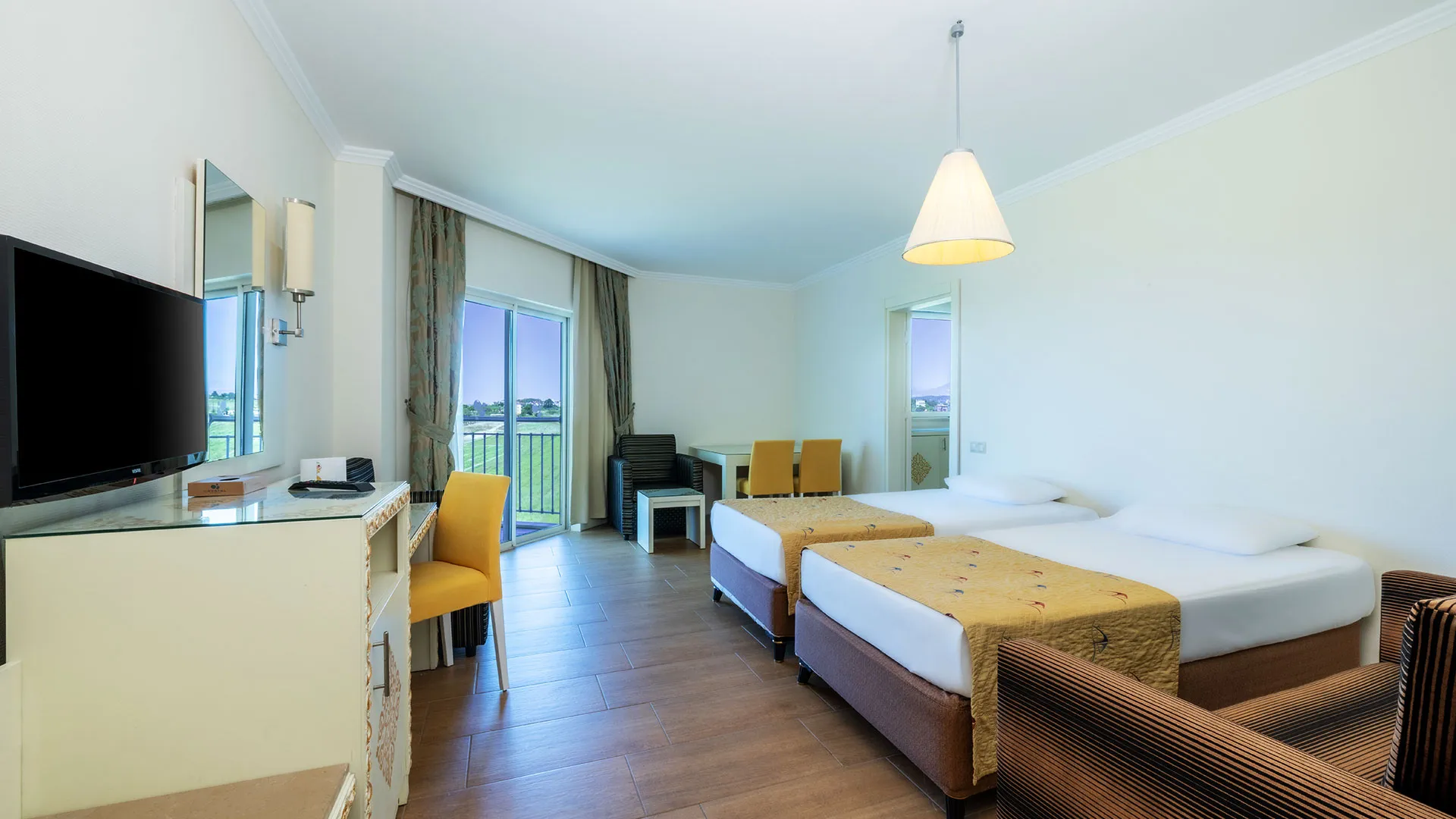 Crystal Admiral Resort & Spa – снимка 36