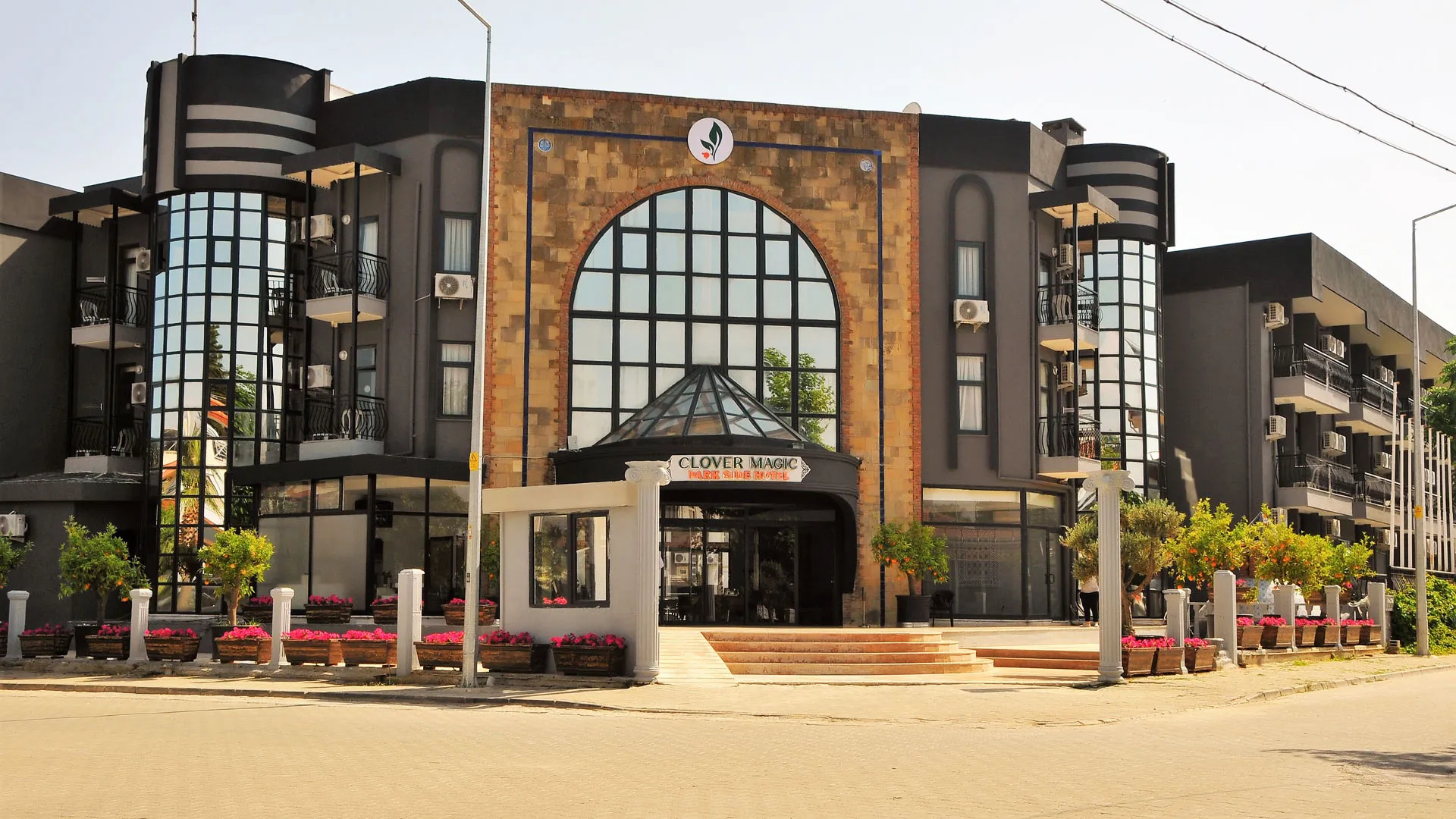 Clover Magic Park Side – снимка 8