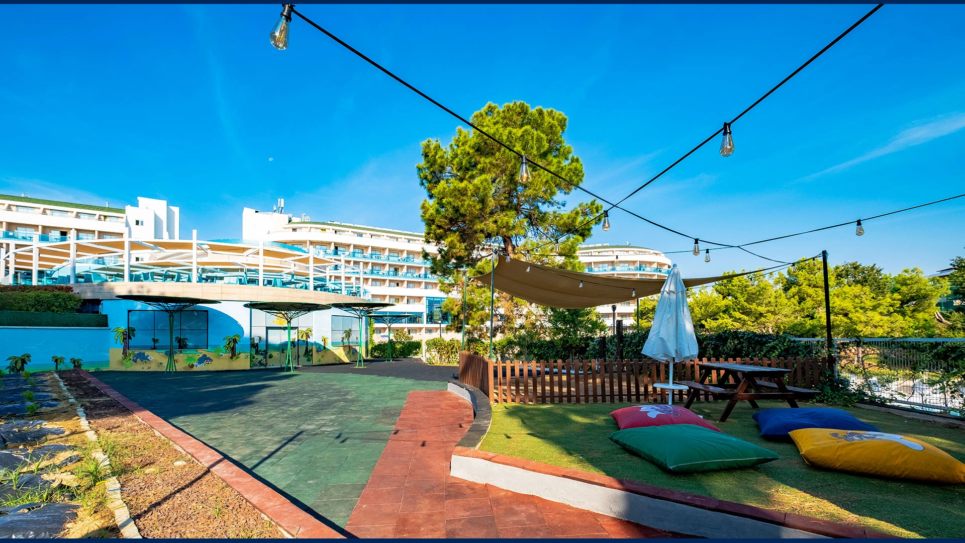 A Good Life Utopia Family Resort – снимка 17