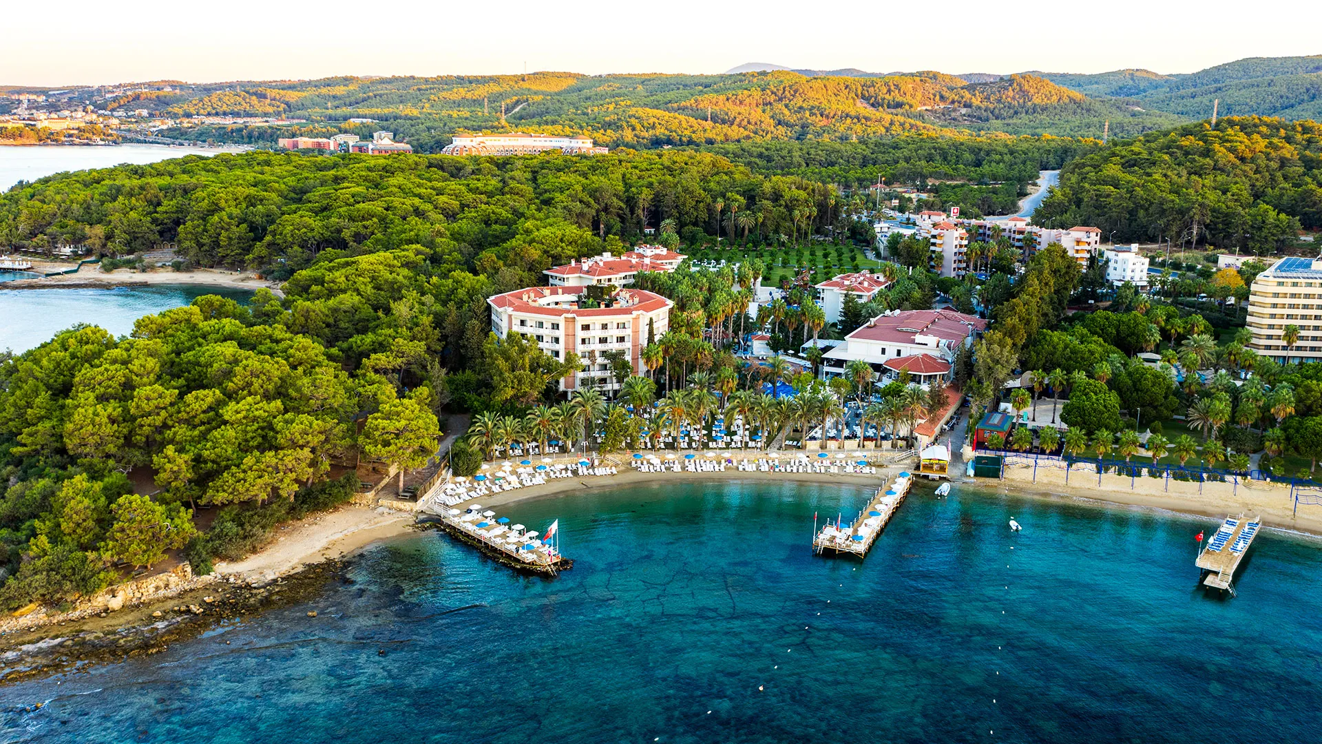 Utopia Resort & Residence – снимка 12