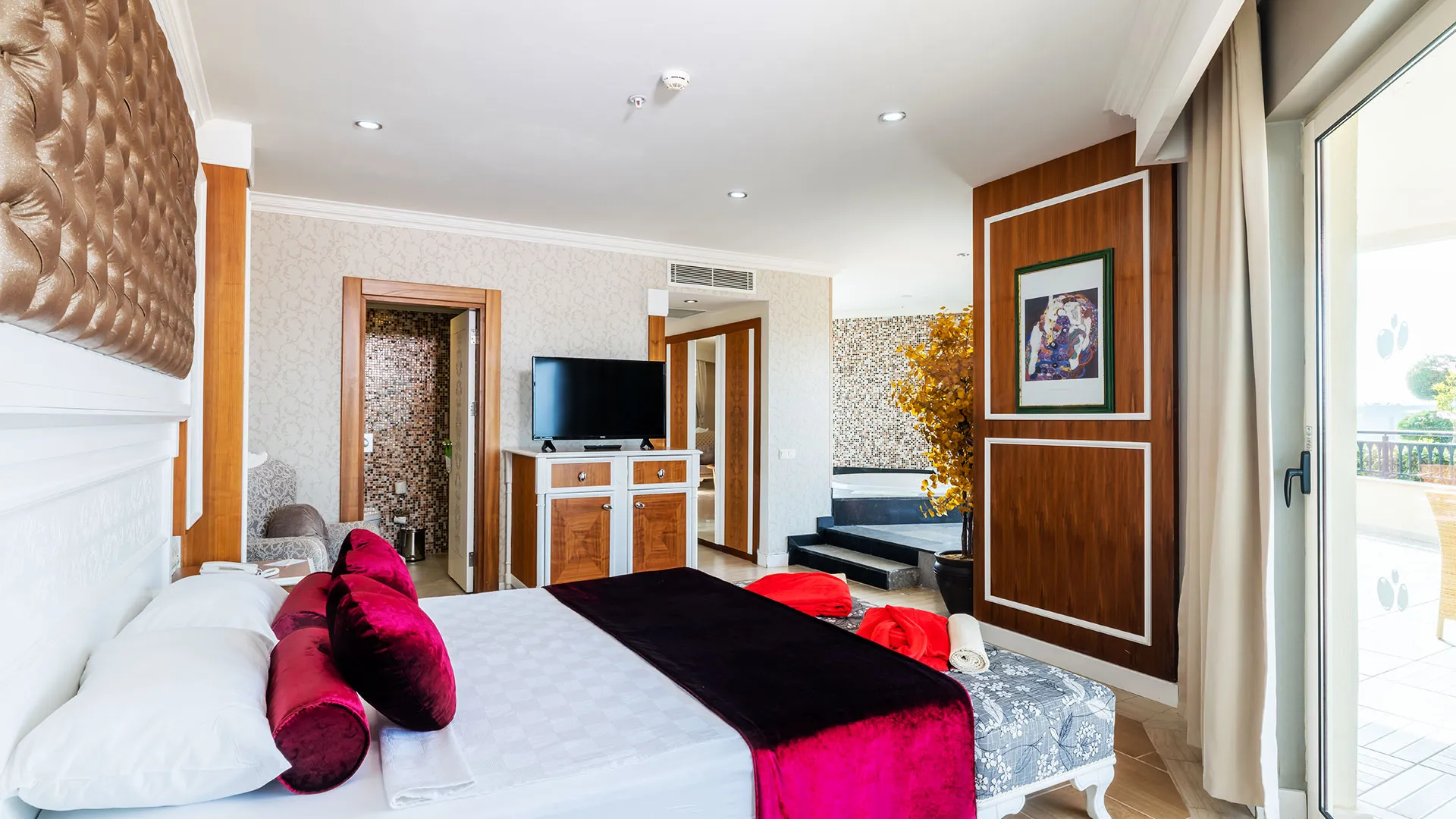 Crystal Sunset Luxury Resort – снимка 33