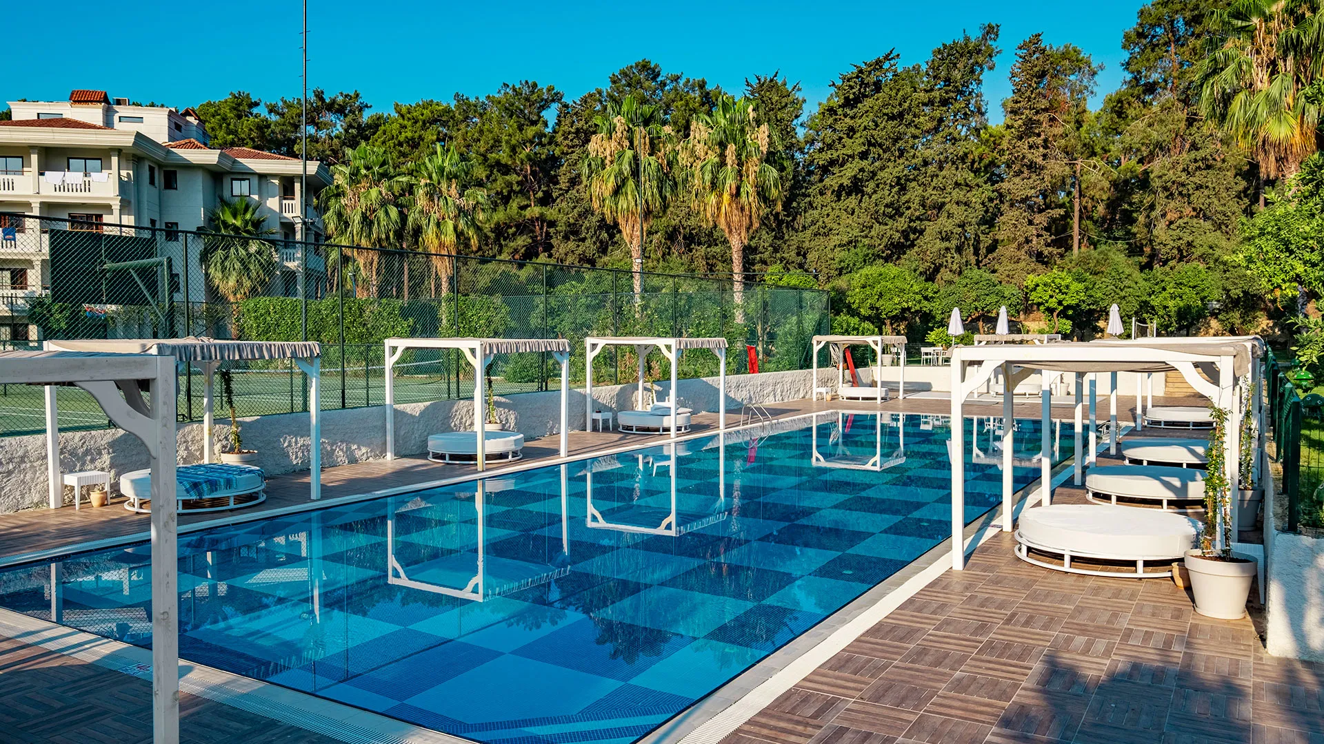 Utopia Resort & Residence – снимка 69