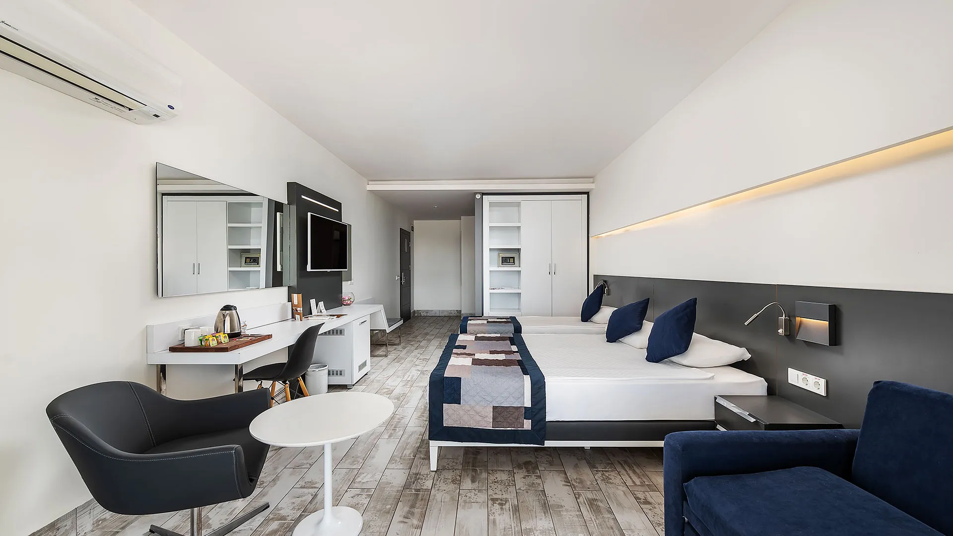 White City Beach Hotel – снимка 60