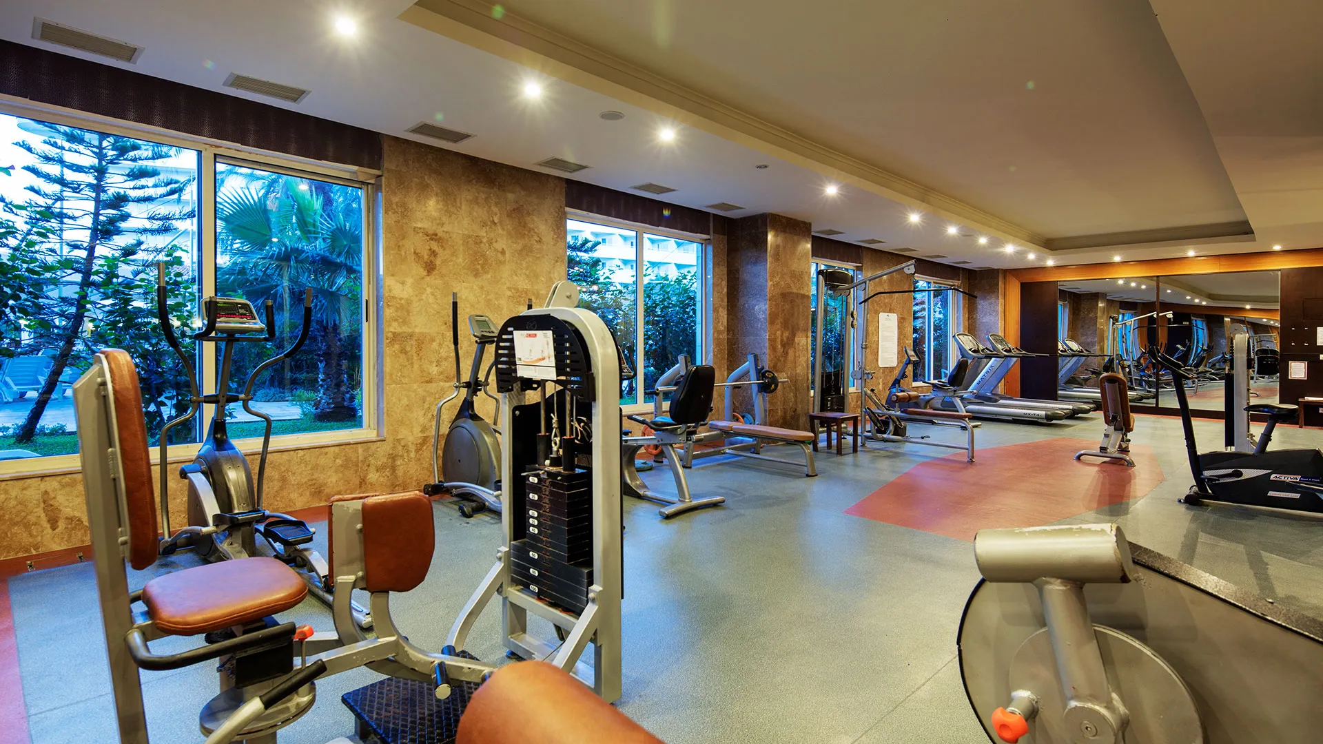 Crystal Admiral Resort & Spa – снимка 31