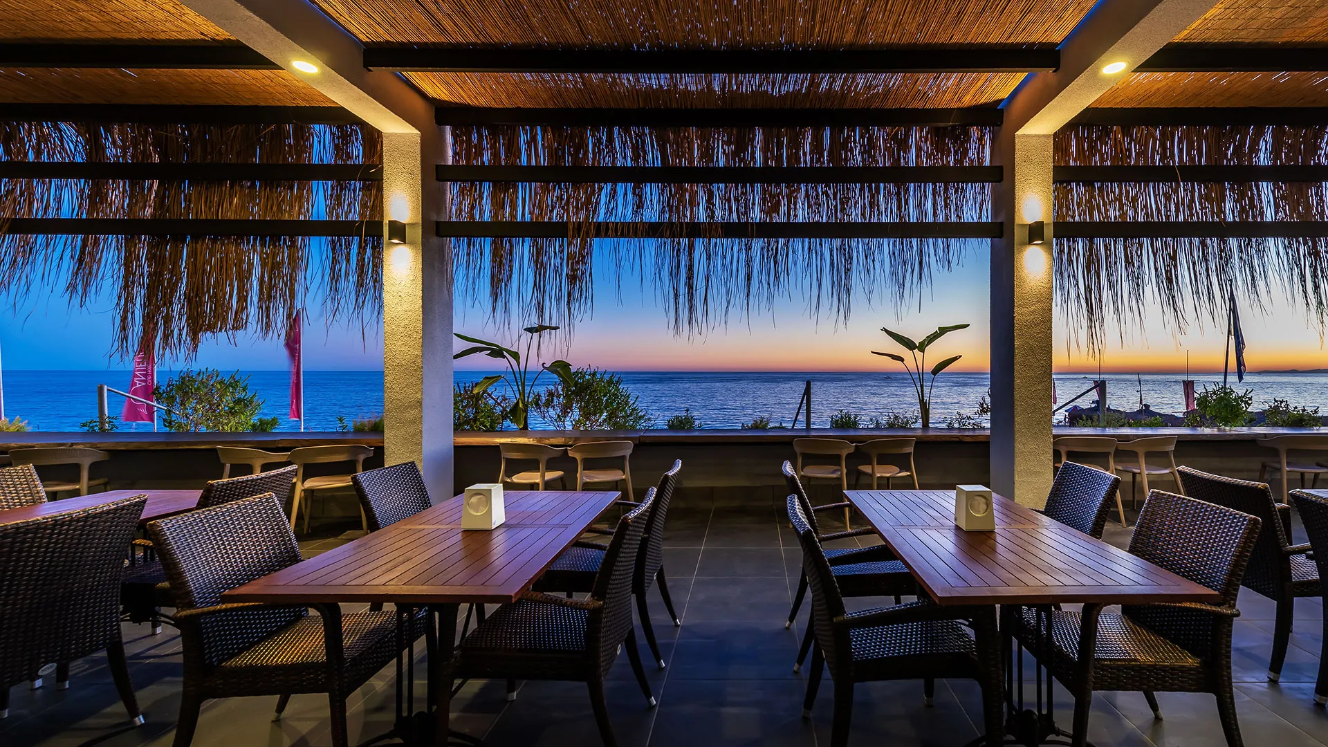 White City Beach Hotel – снимка 16