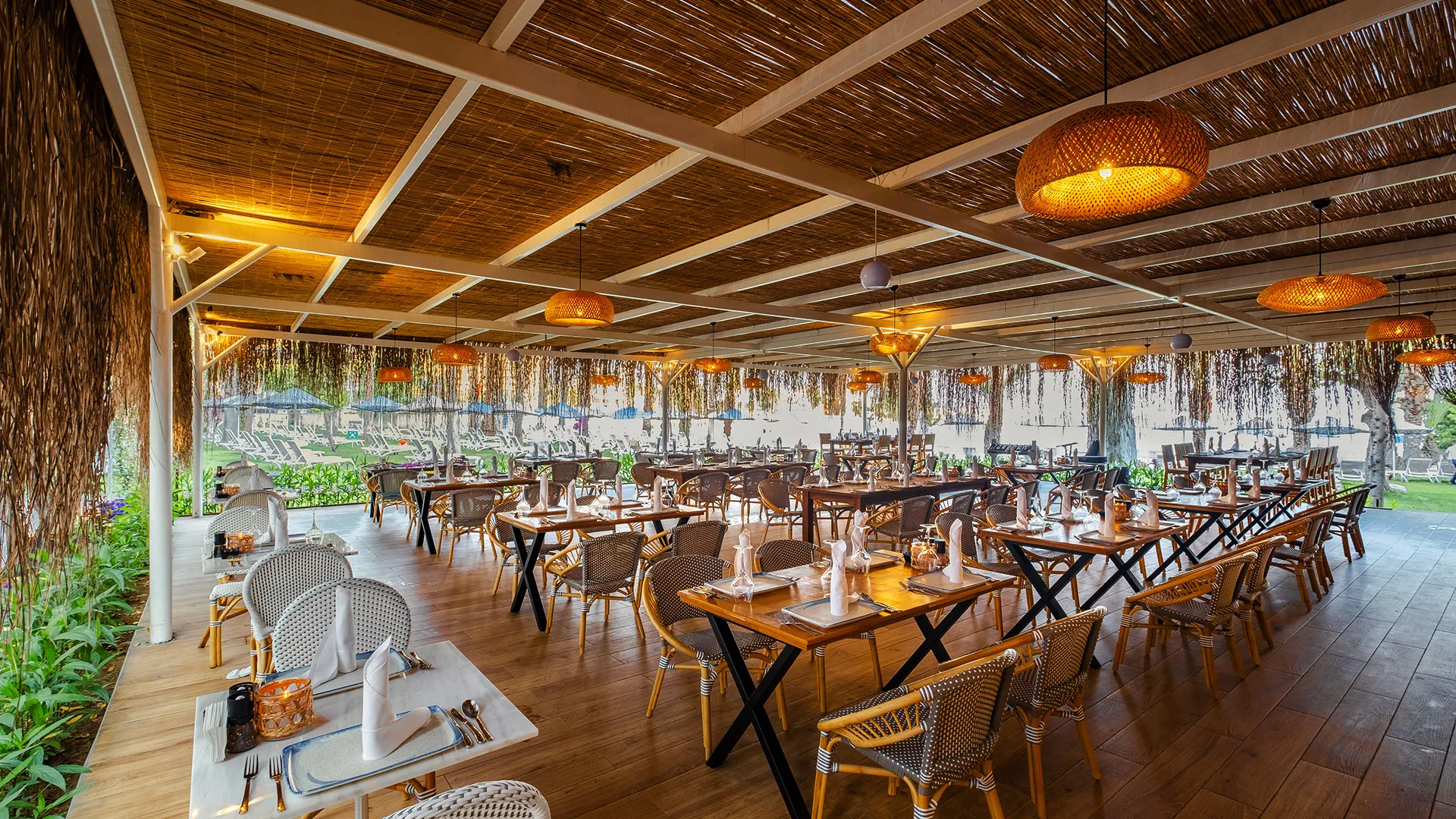 Utopia Resort & Residence – снимка 48