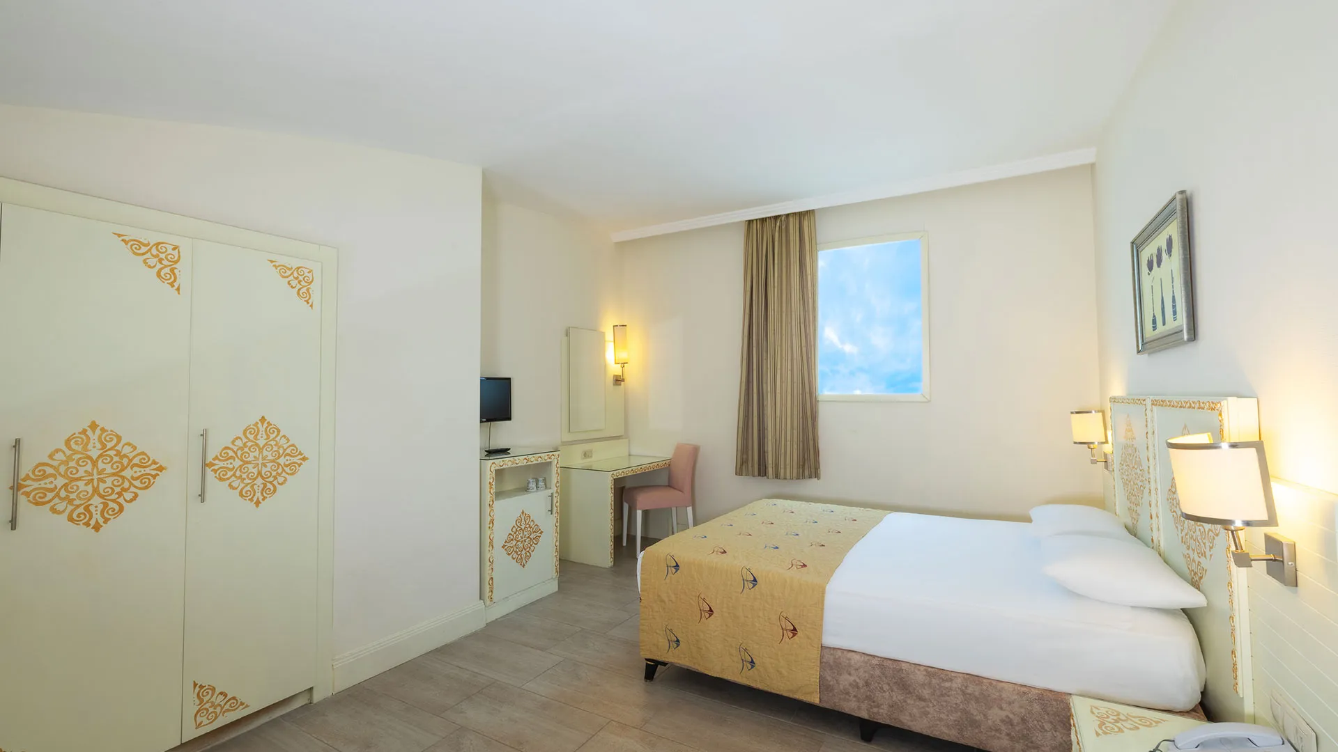 Crystal Admiral Resort & Spa – снимка 45