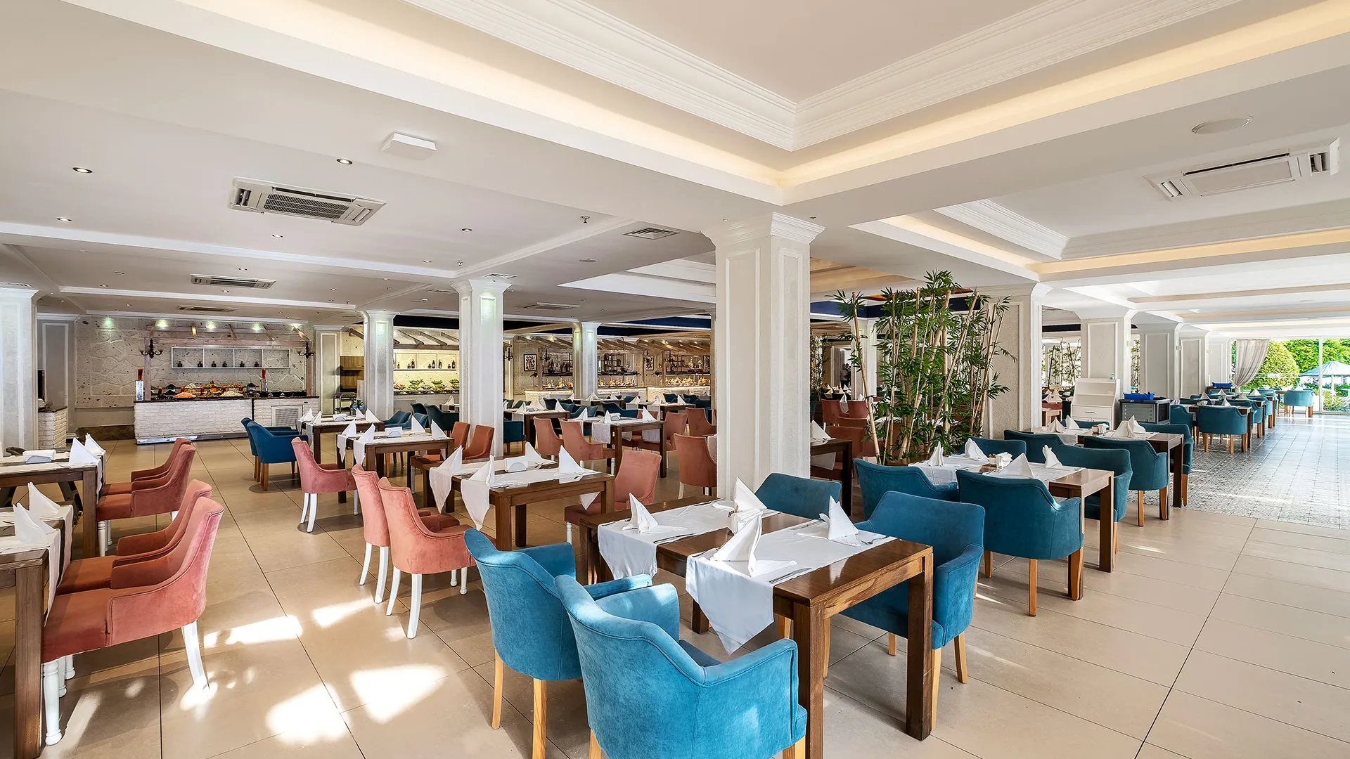 Utopia Resort & Residence – снимка 46