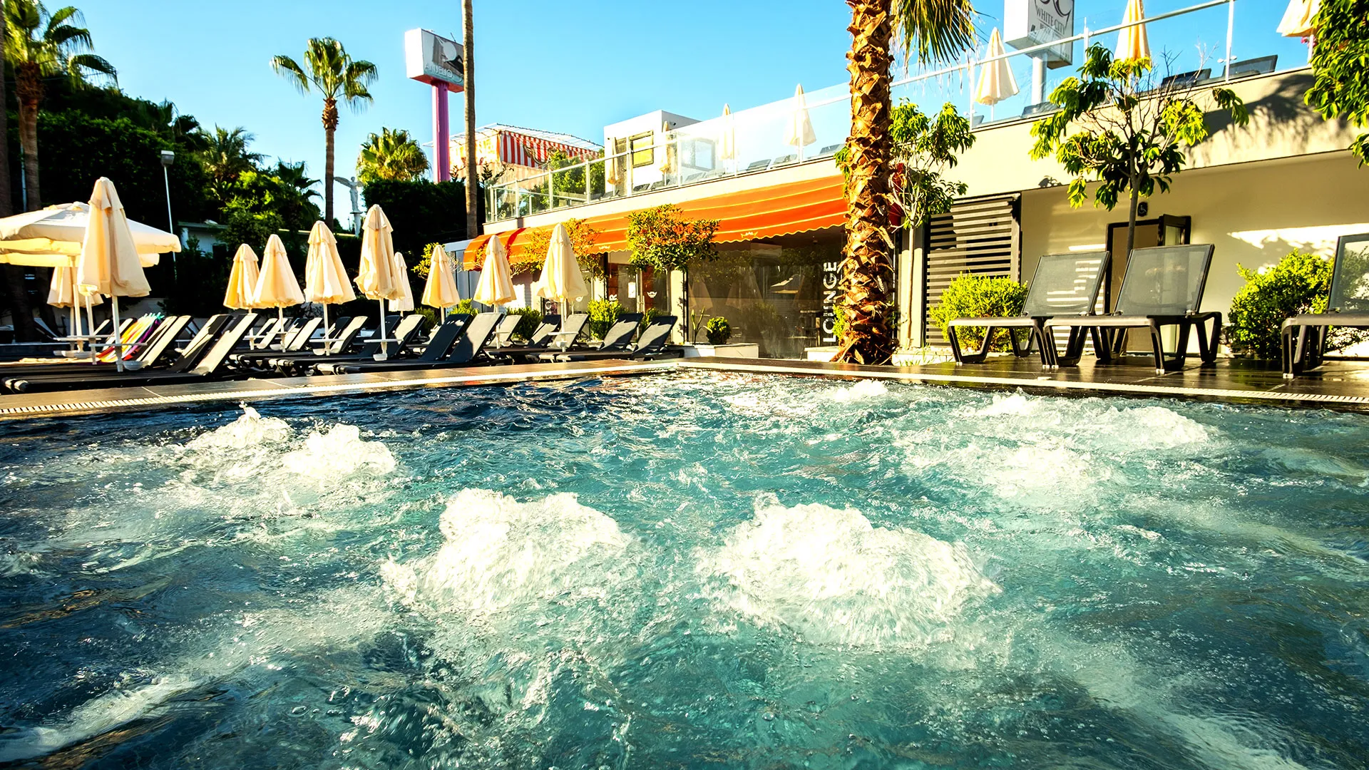 White City Beach Hotel – снимка 3