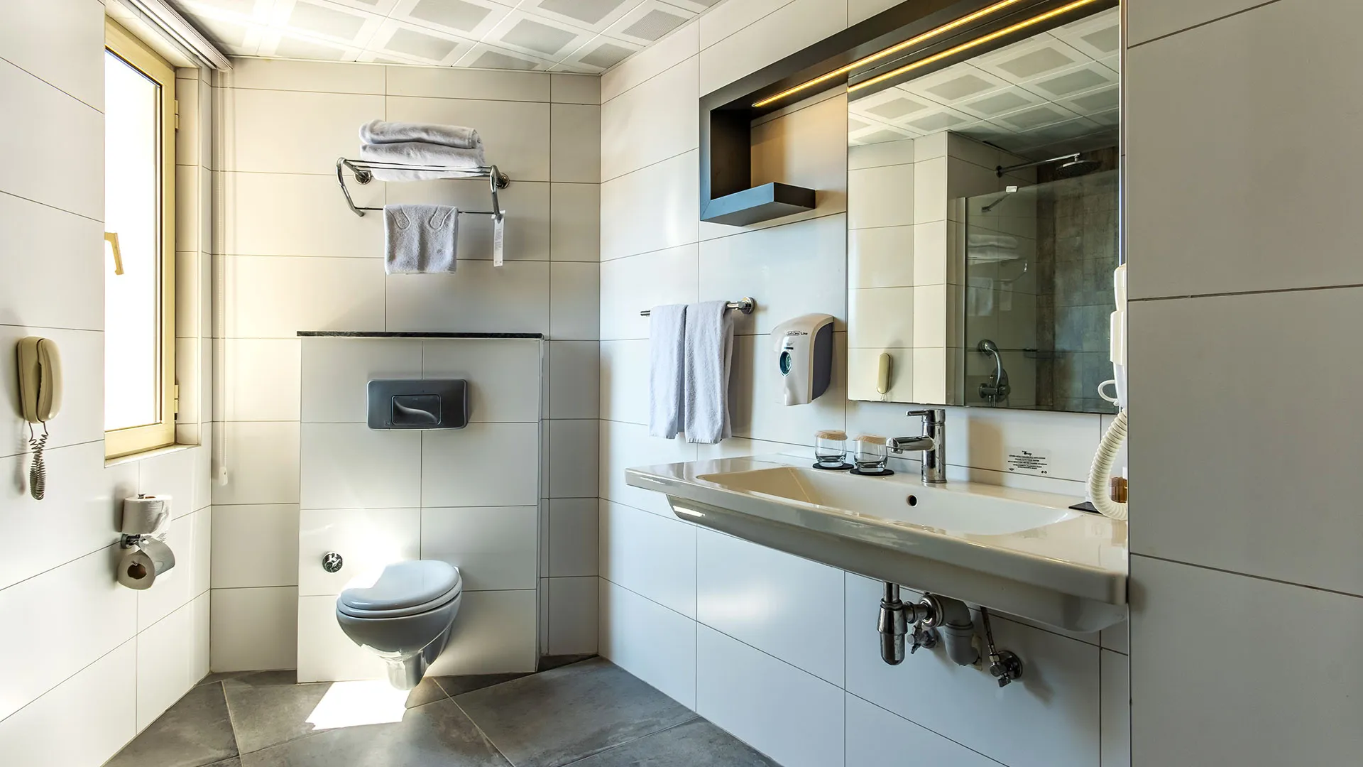 White City Beach Hotel – снимка 67