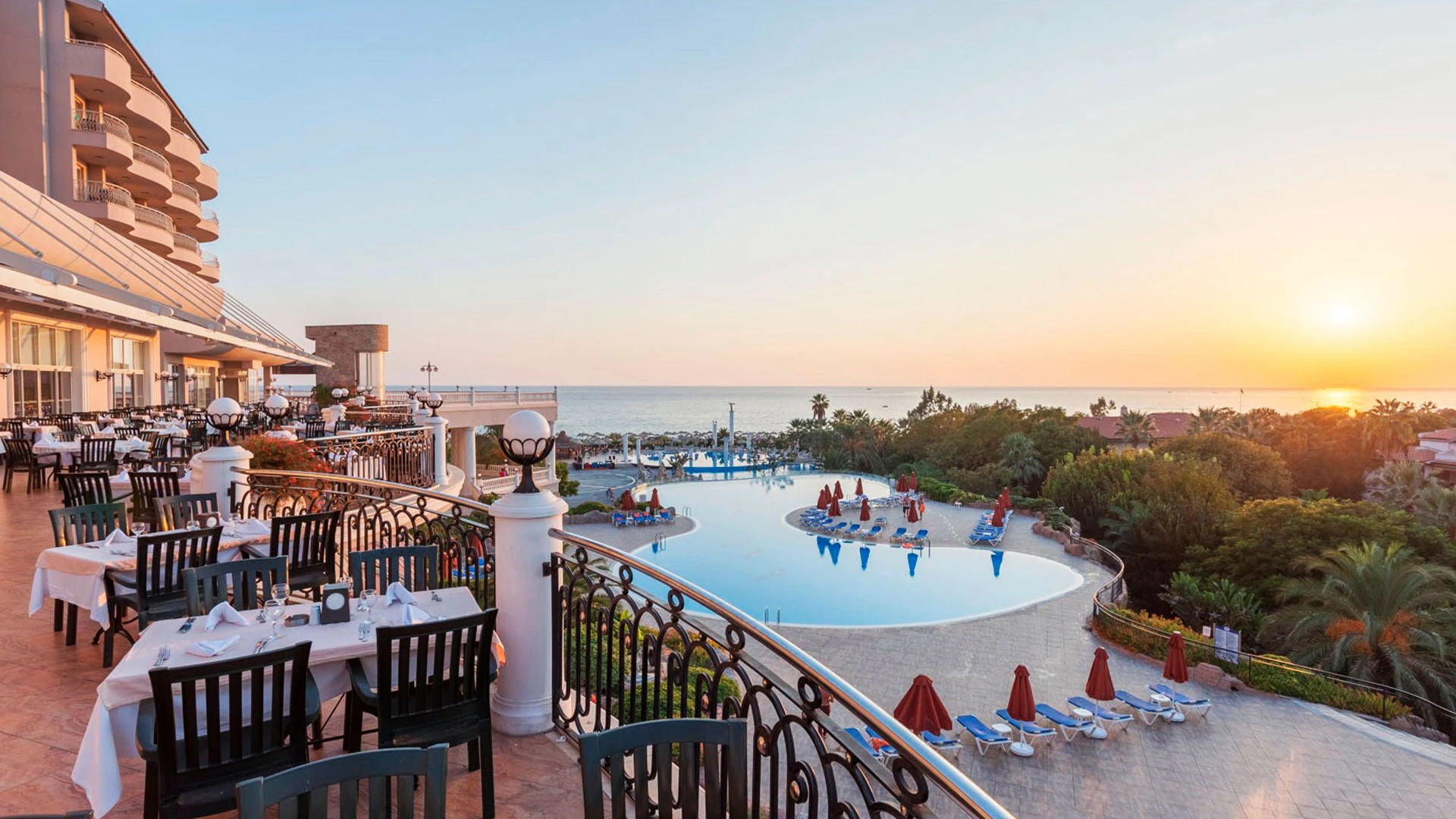 Starlight Resort Hotel – снимка 6