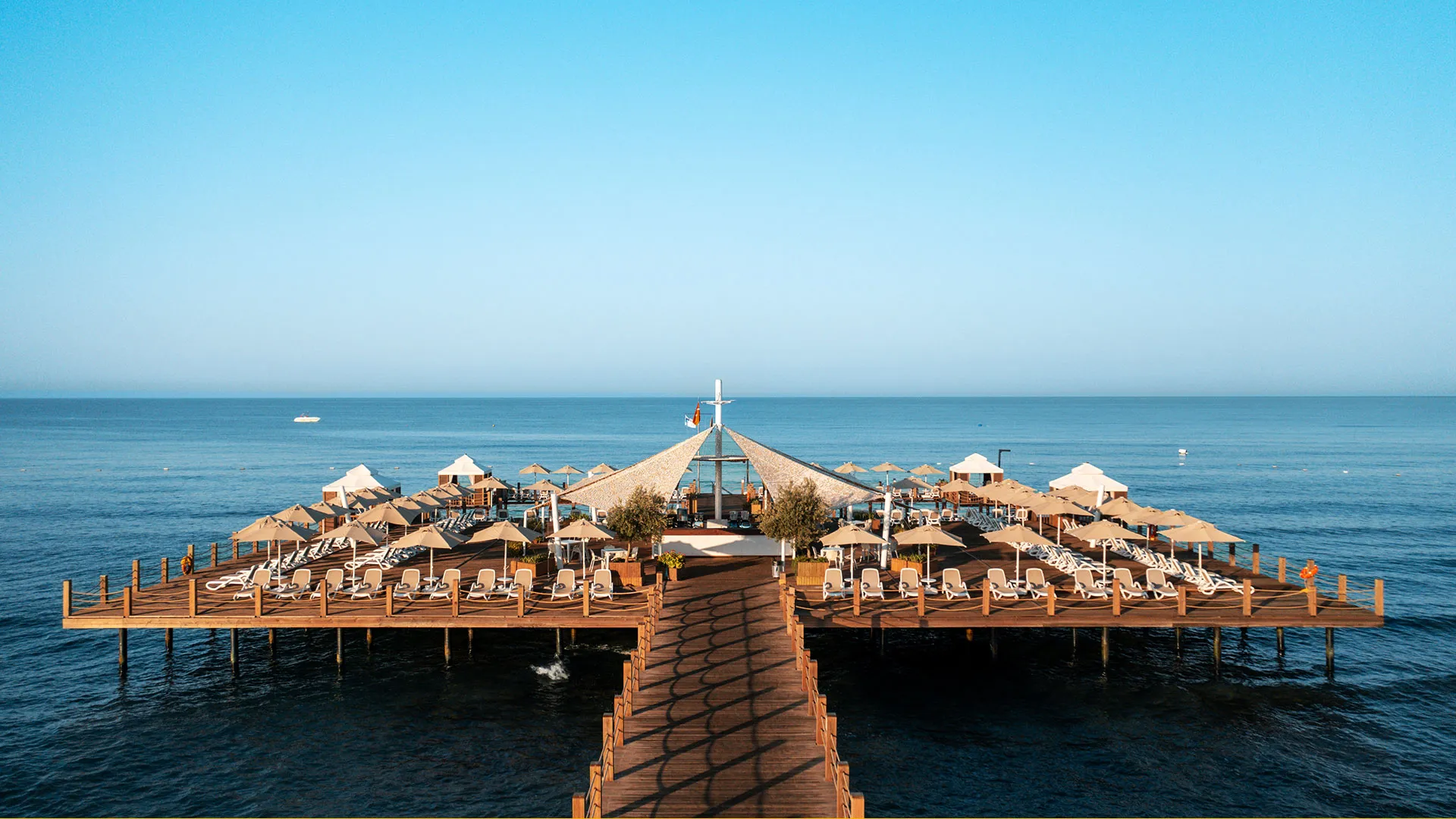The Sense De Luxe Hotel – снимка 5
