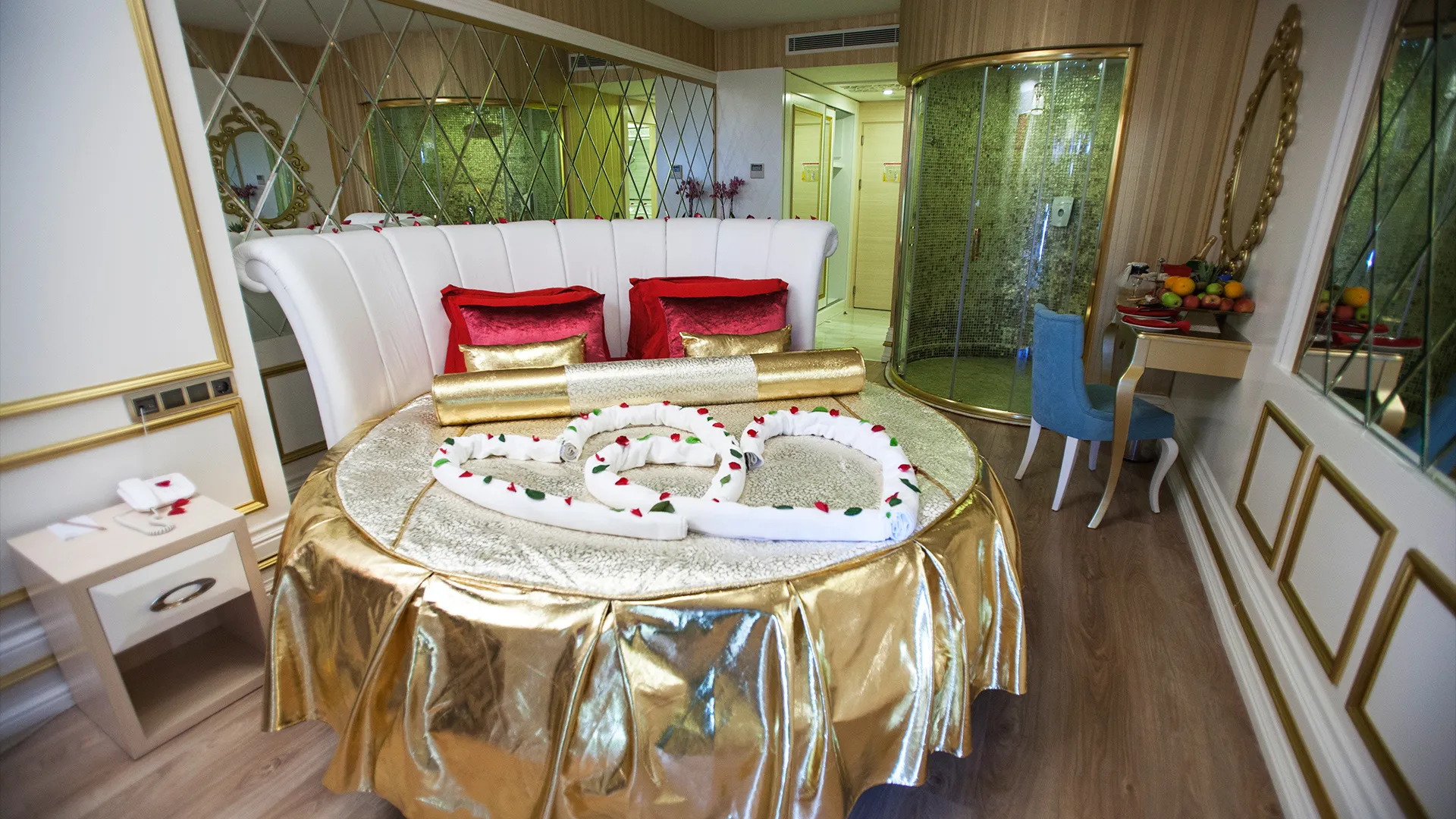 Azura Deluxe Resort & Spa Hotel – снимка 39