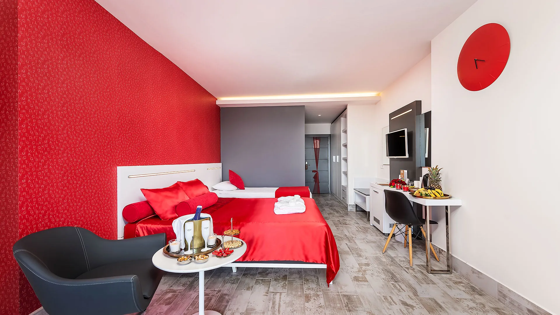 White City Beach Hotel – снимка 24