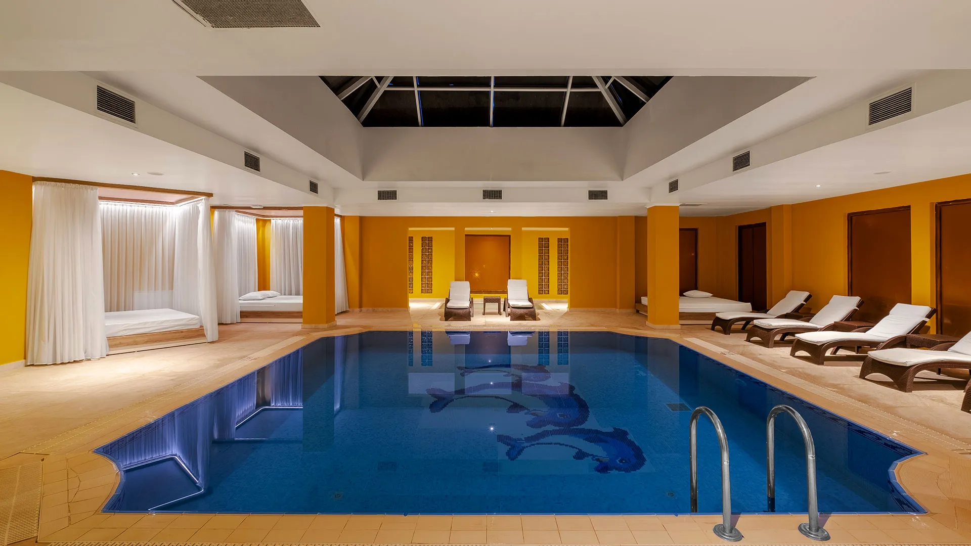 Utopia Resort & Residence – снимка 37
