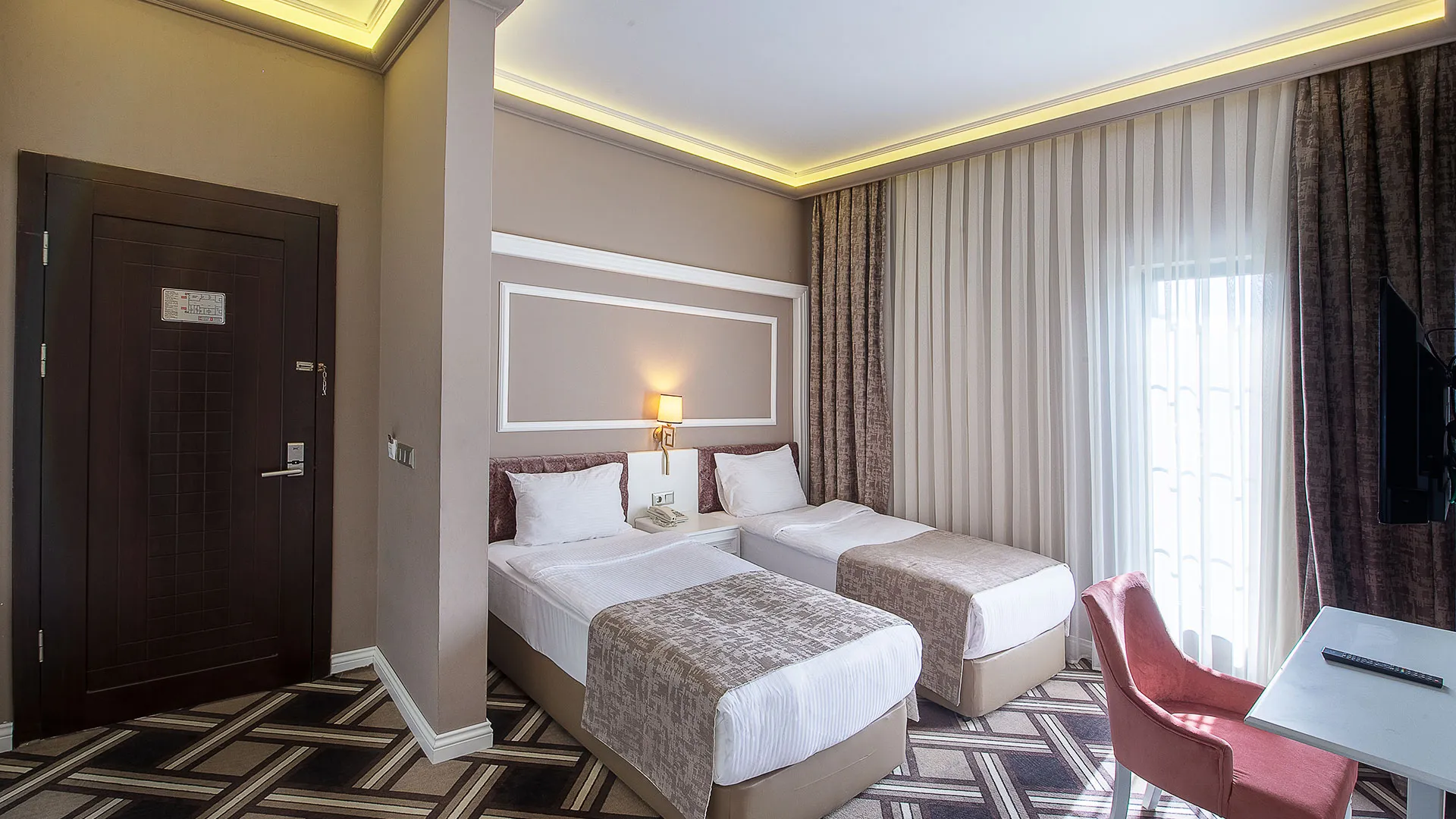 Utopia Resort & Residence – снимка 55