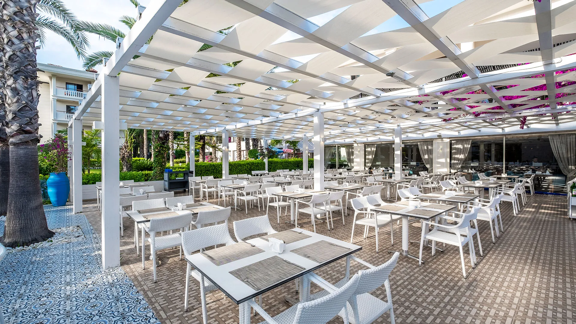Utopia Resort & Residence – снимка 47
