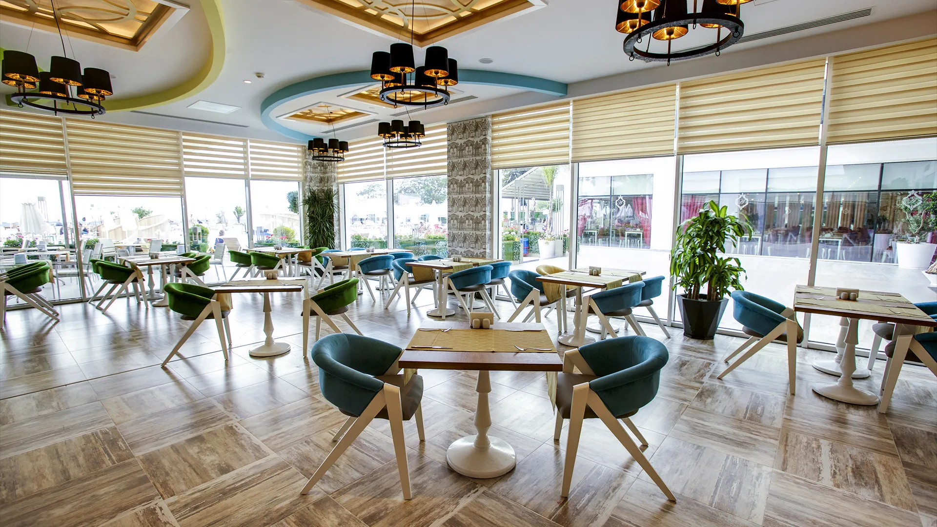 Azura Deluxe Resort & Spa Hotel – снимка 29